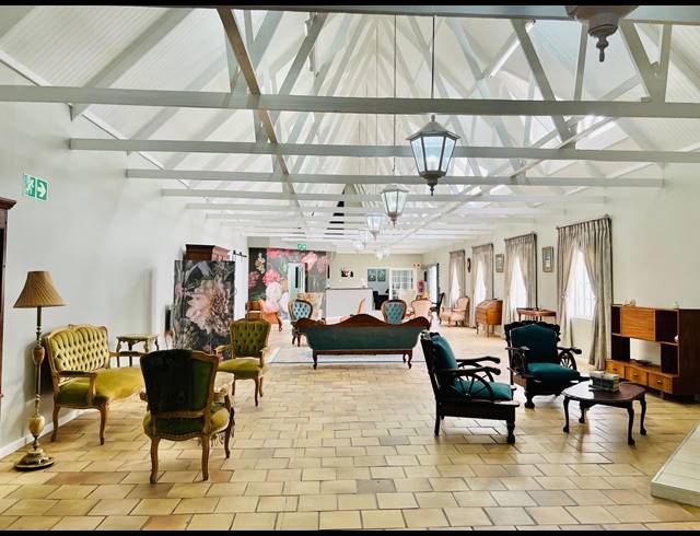 543M² BUILDING FOR SALE IN DORMEHLS DRIFT